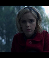 Chilling_Adventures_of_Sabrina_S01E01_1080p__2415.jpg