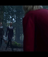 Chilling_Adventures_of_Sabrina_S01E01_1080p__2430.jpg