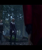 Chilling_Adventures_of_Sabrina_S01E01_1080p__2431.jpg