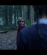 Chilling_Adventures_of_Sabrina_S01E01_1080p__2532.jpg