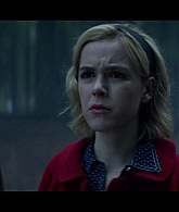 Chilling_Adventures_of_Sabrina_S01E01_1080p__2575.jpg