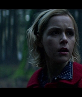 Chilling_Adventures_of_Sabrina_S01E01_1080p__2581.jpg