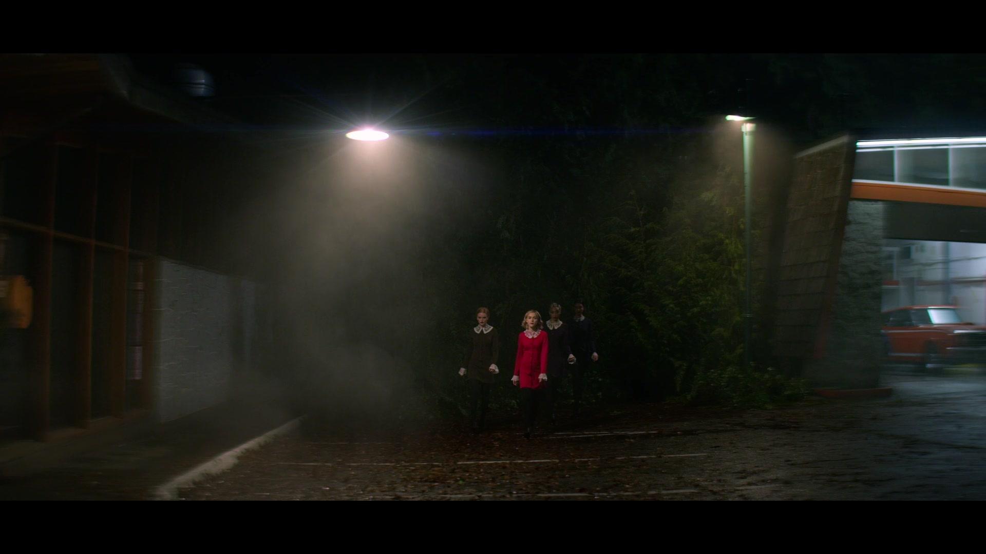 Chilling_Adventures_of_Sabrina_S01E02_1080p__2676.jpg