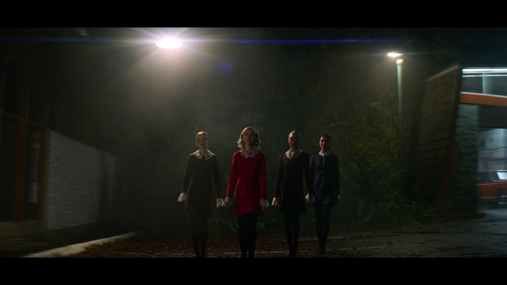 Chilling_Adventures_of_Sabrina_S01E02_1080p__2692.jpg