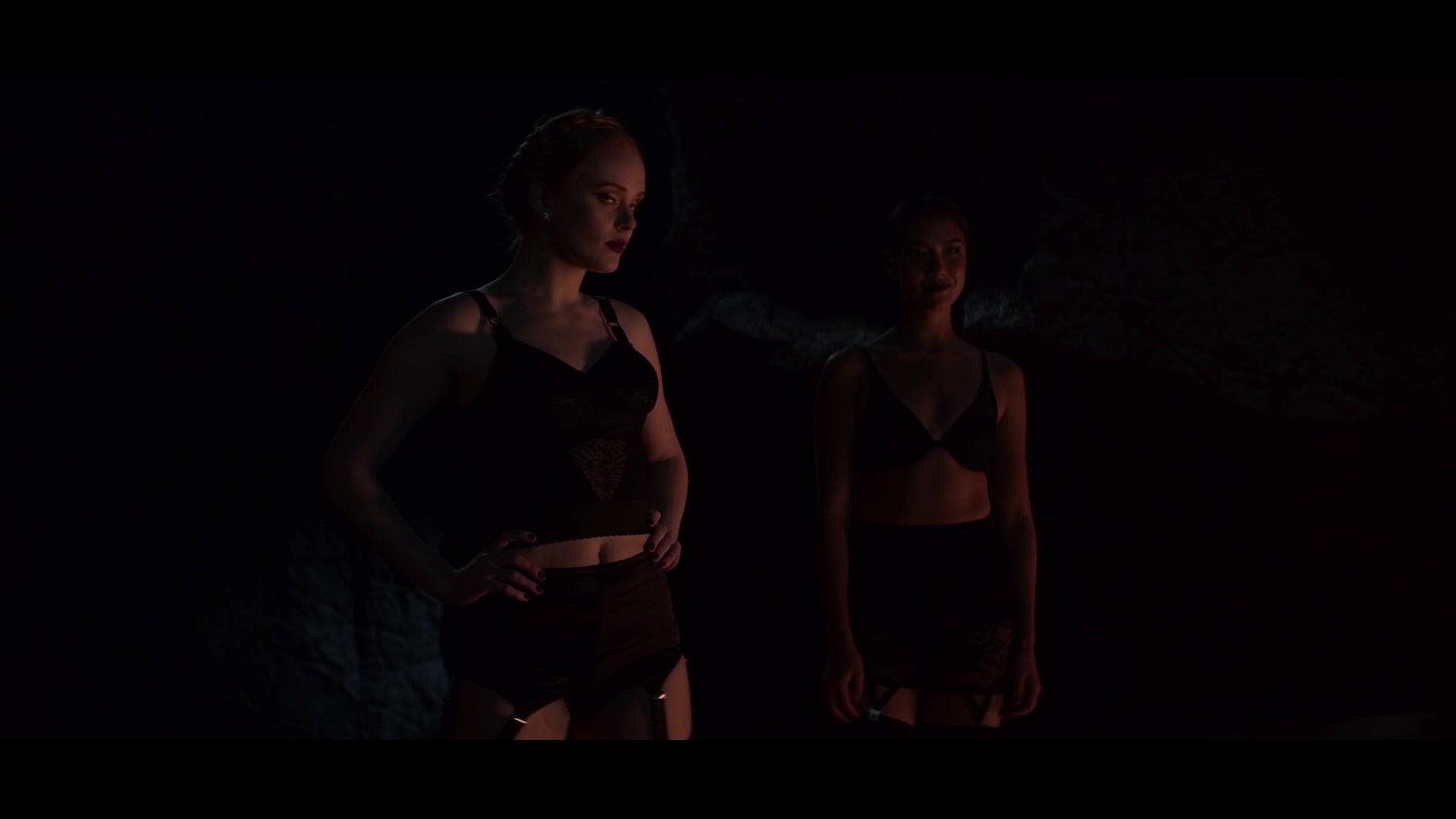 Chilling_Adventures_of_Sabrina_S01E02_1080p__3171.jpg