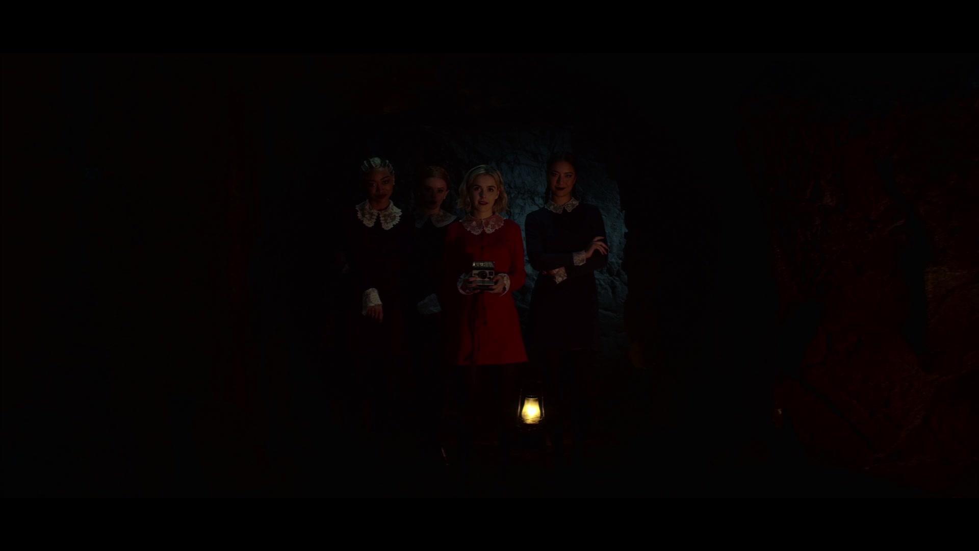 Chilling_Adventures_of_Sabrina_S01E02_1080p__3295.jpg