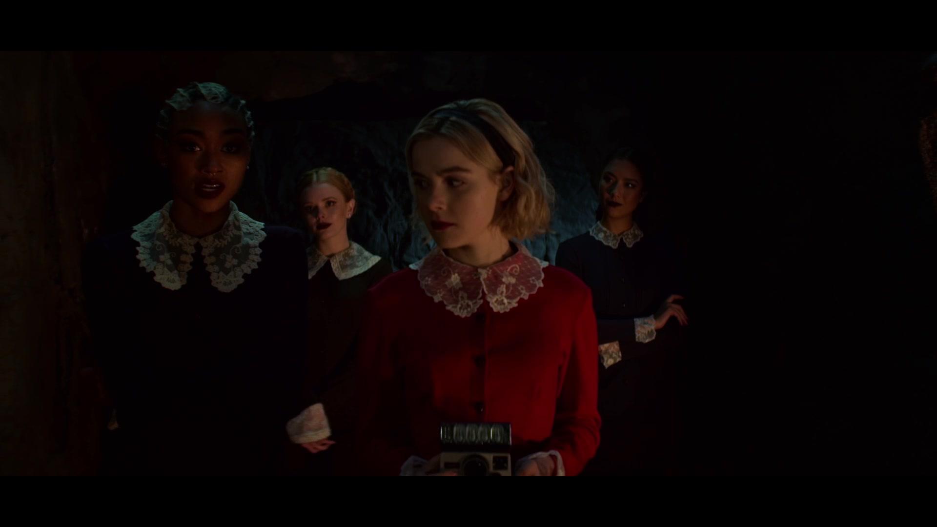 Chilling_Adventures_of_Sabrina_S01E02_1080p__3386.jpg