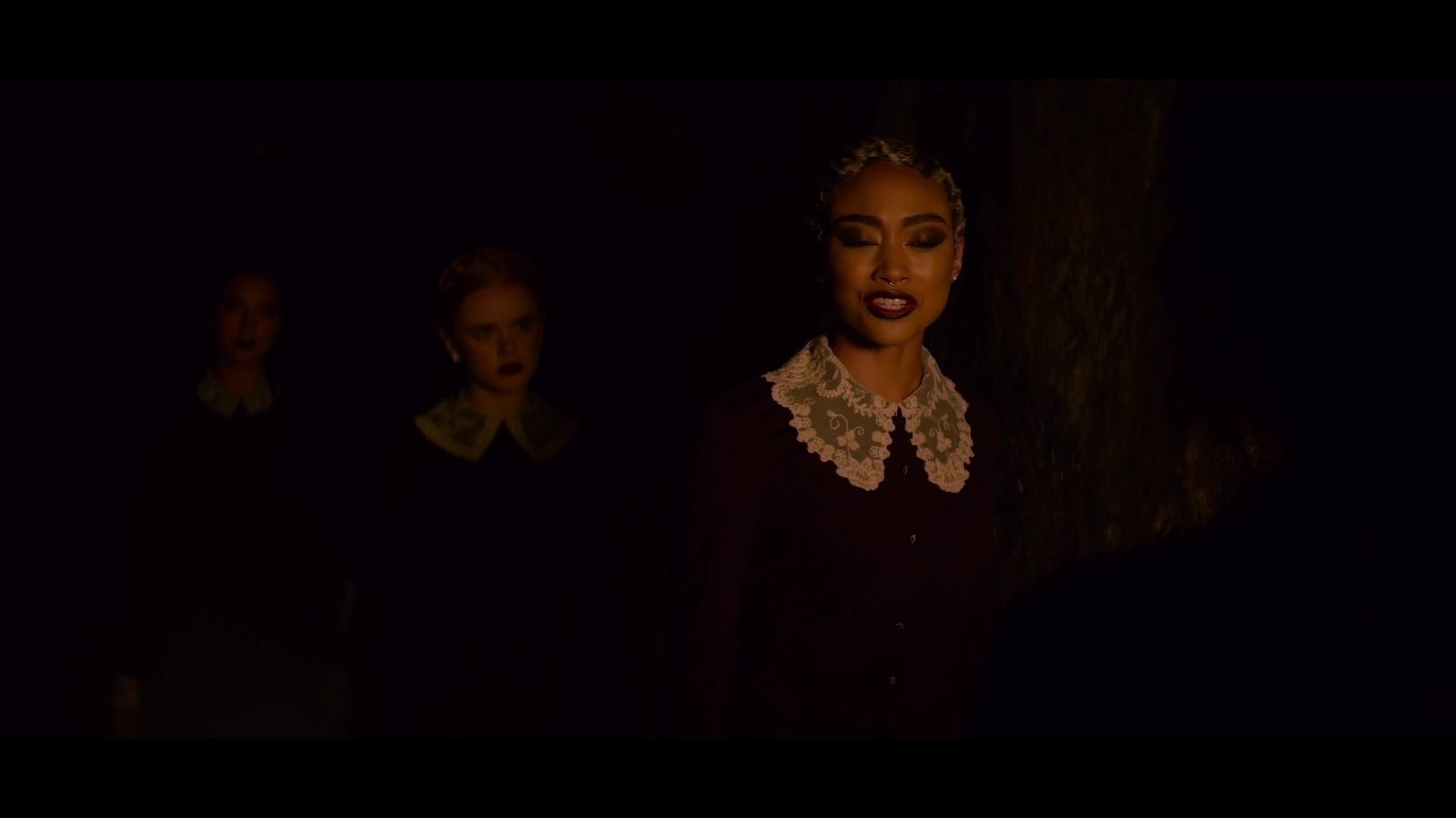Chilling_Adventures_of_Sabrina_S01E02_1080p__3742.jpg