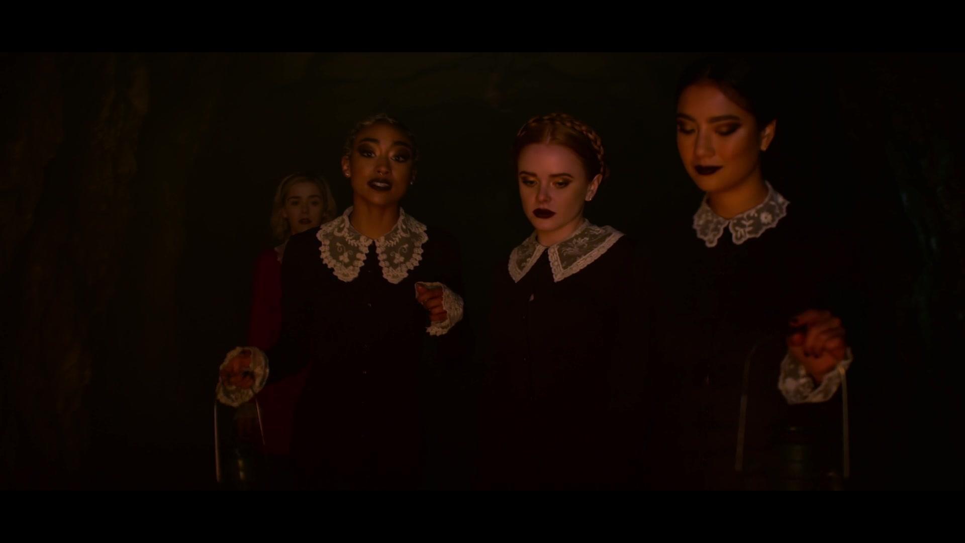Chilling_Adventures_of_Sabrina_S01E02_1080p__3787.jpg