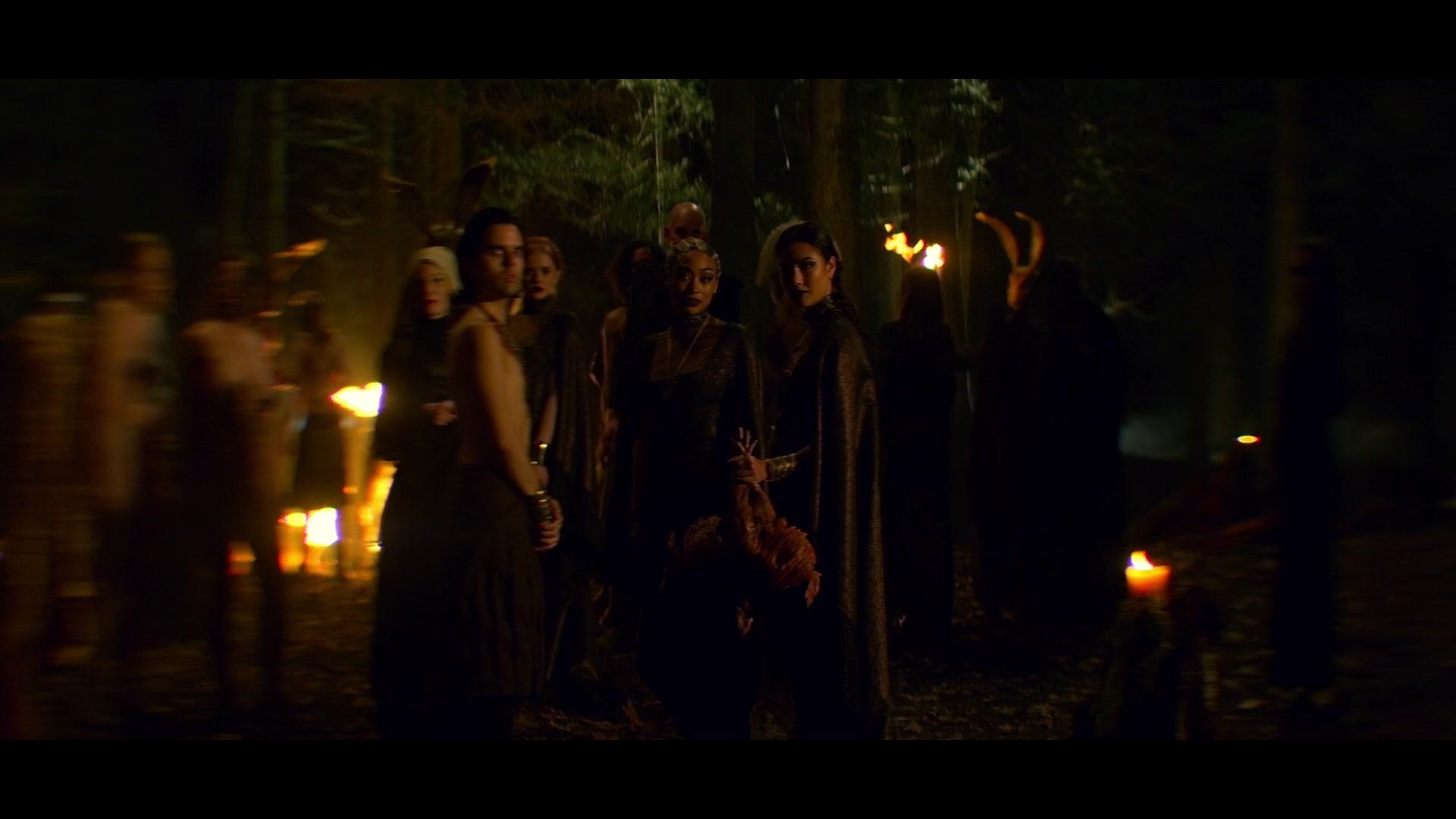 Chilling_Adventures_of_Sabrina_S01E02_1080p__6004.jpg