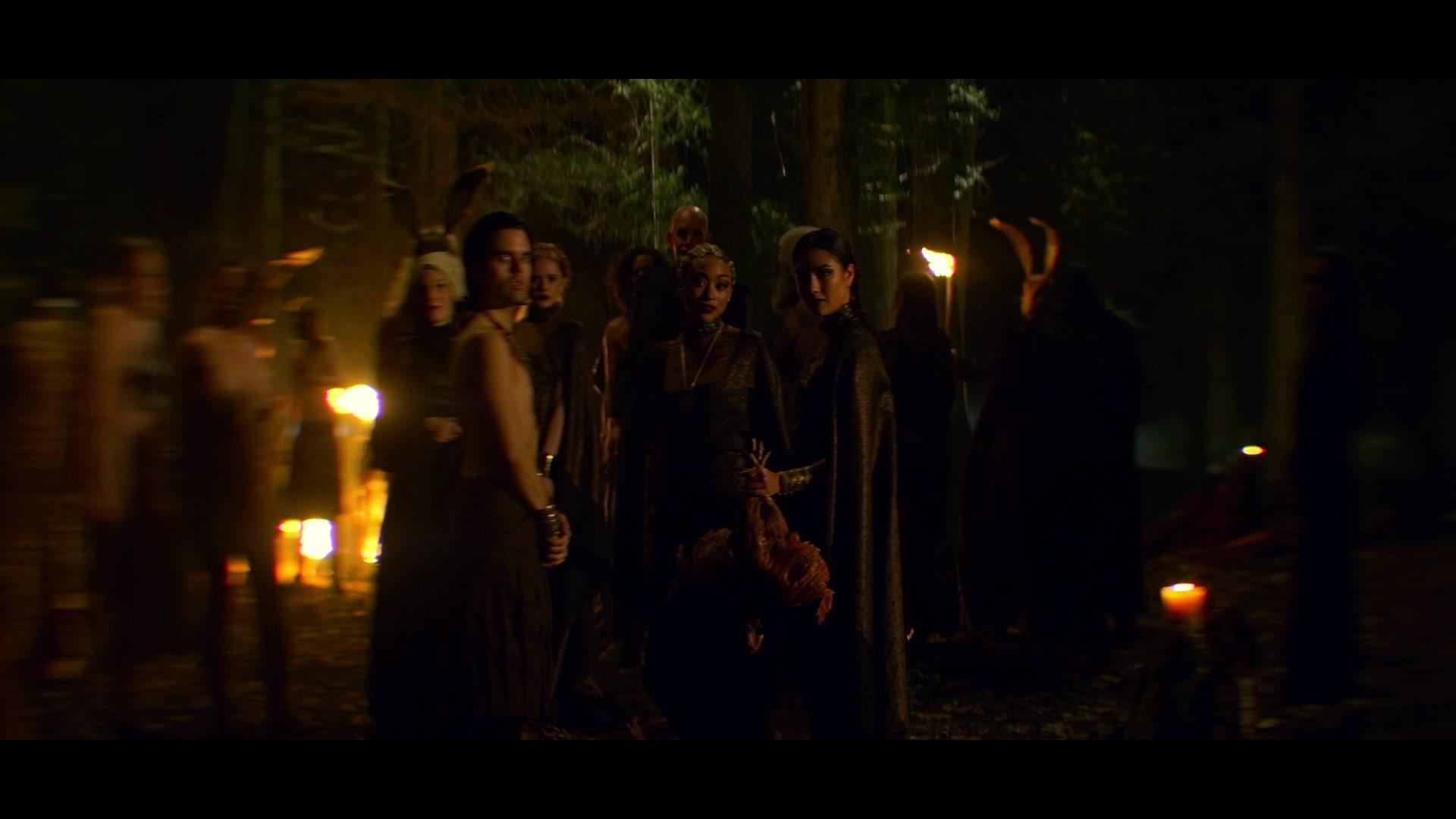Chilling_Adventures_of_Sabrina_S01E02_1080p__6005.jpg