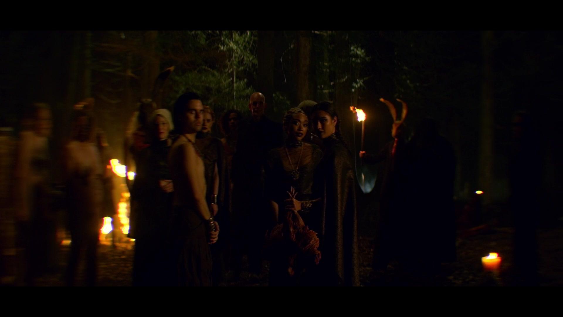 Chilling_Adventures_of_Sabrina_S01E02_1080p__6008.jpg