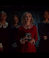 Chilling_Adventures_of_Sabrina_S01E02_1080p__3330.jpg