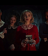Chilling_Adventures_of_Sabrina_S01E02_1080p__3337.jpg