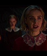 Chilling_Adventures_of_Sabrina_S01E02_1080p__3354.jpg