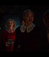 Chilling_Adventures_of_Sabrina_S01E02_1080p__3399.jpg