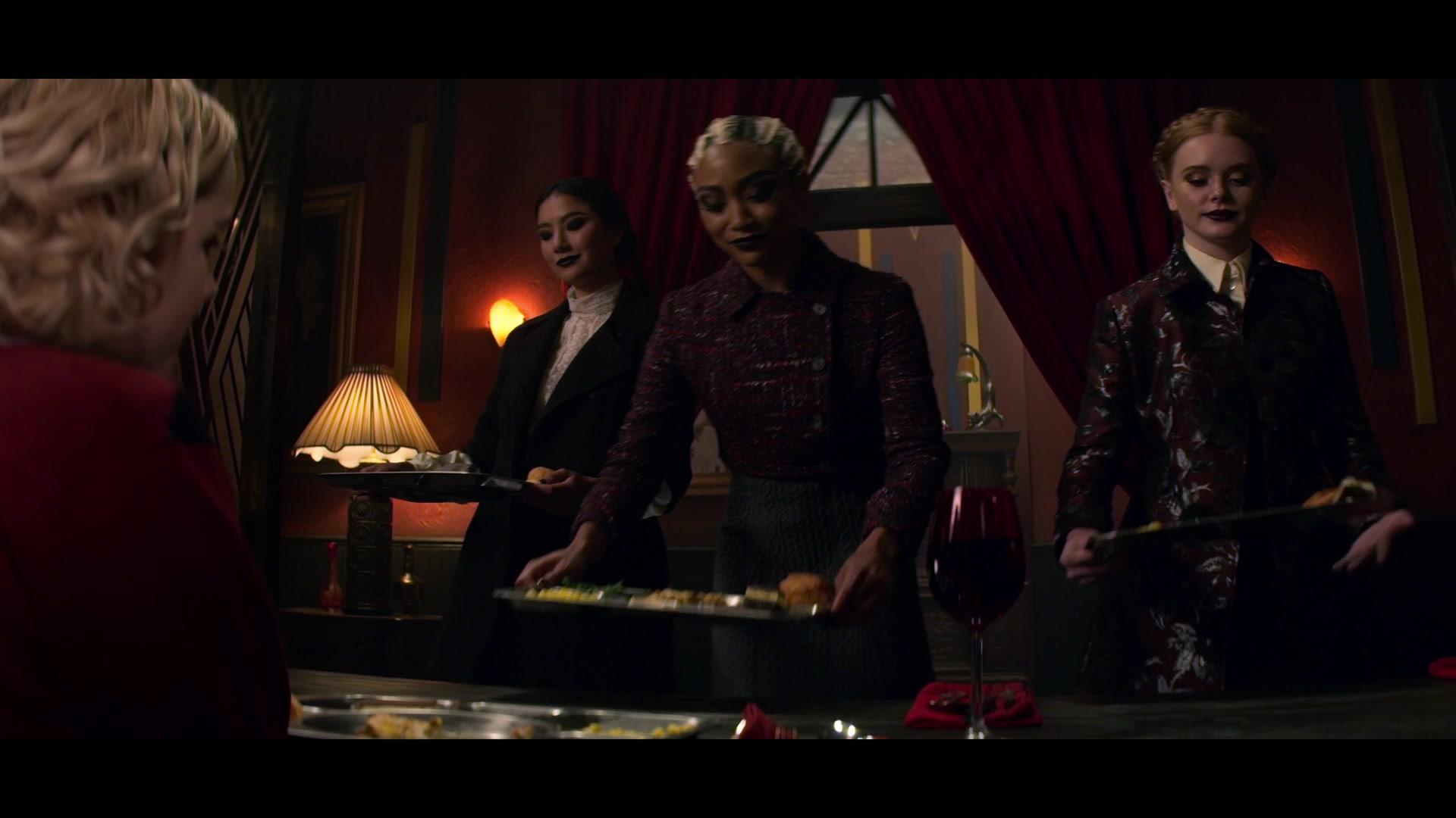 Chilling_Adventures_of_Sabrina_S01E04_1080p__1451.jpg