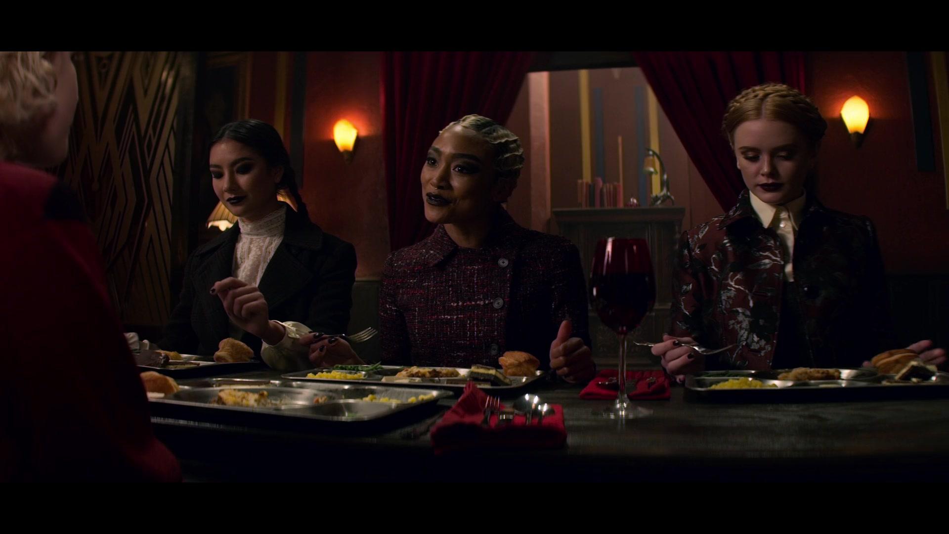 Chilling_Adventures_of_Sabrina_S01E04_1080p__1471.jpg