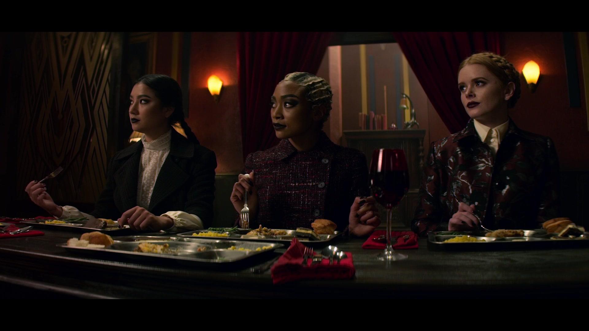 Chilling_Adventures_of_Sabrina_S01E04_1080p__1597.jpg