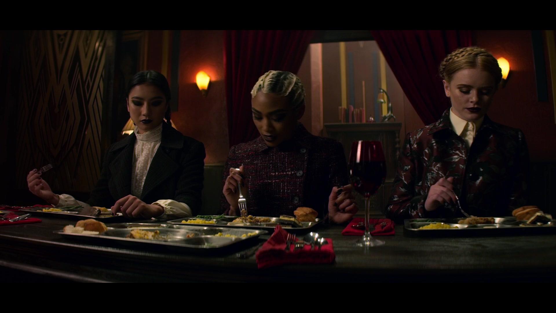 Chilling_Adventures_of_Sabrina_S01E04_1080p__1603.jpg