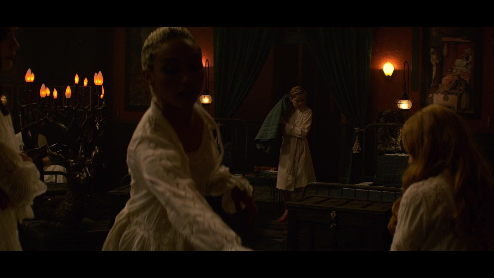 Chilling_Adventures_of_Sabrina_S01E04_1080p__2610.jpg