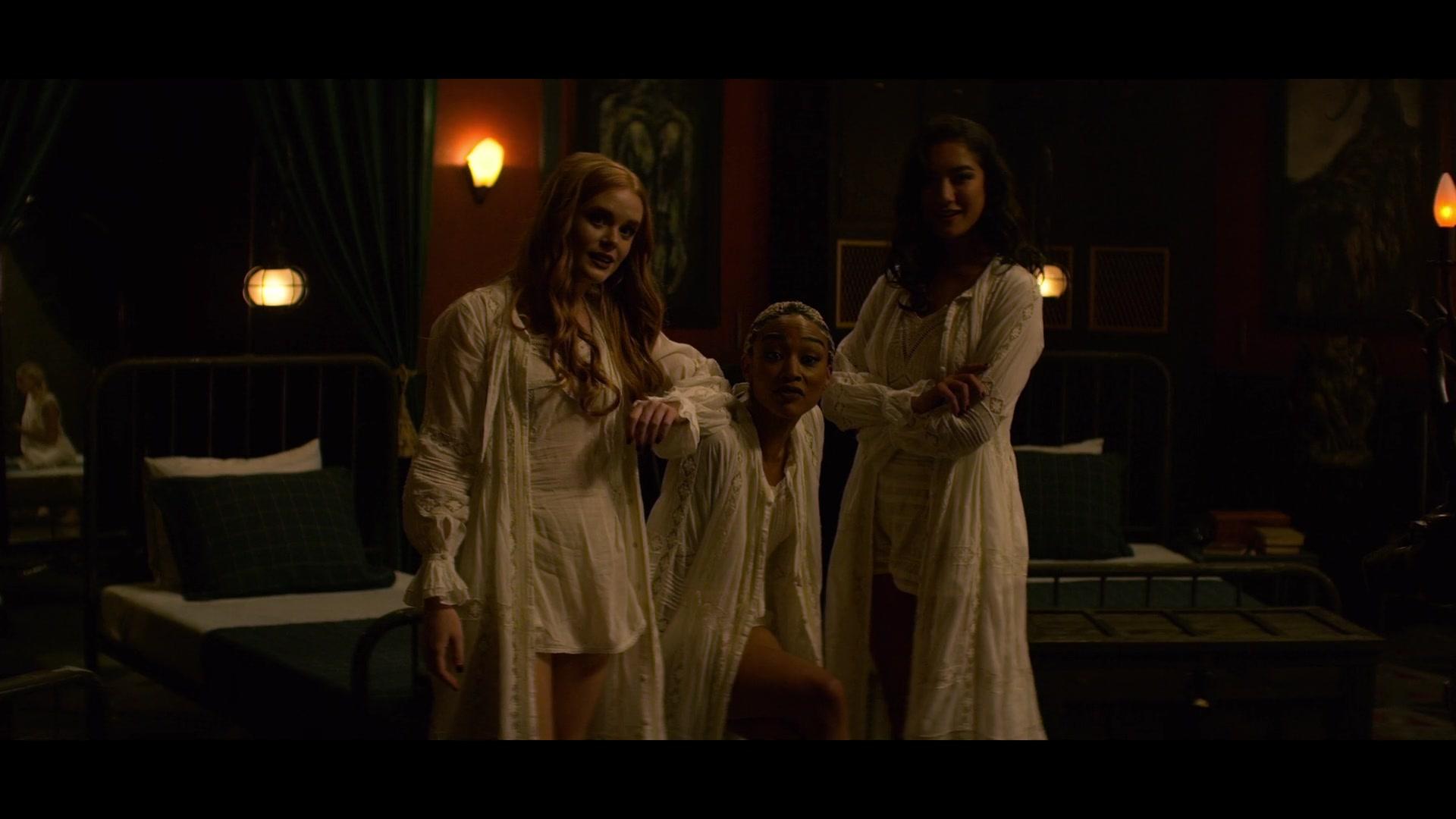 Chilling_Adventures_of_Sabrina_S01E04_1080p__2626.jpg