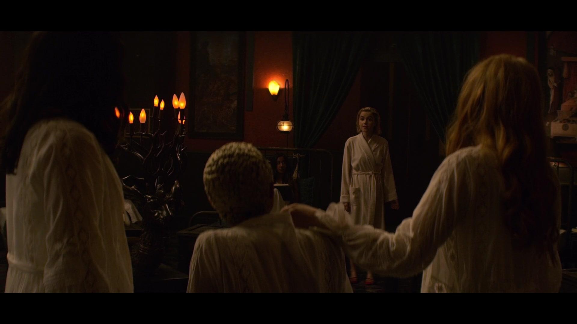 Chilling_Adventures_of_Sabrina_S01E04_1080p__2635.jpg