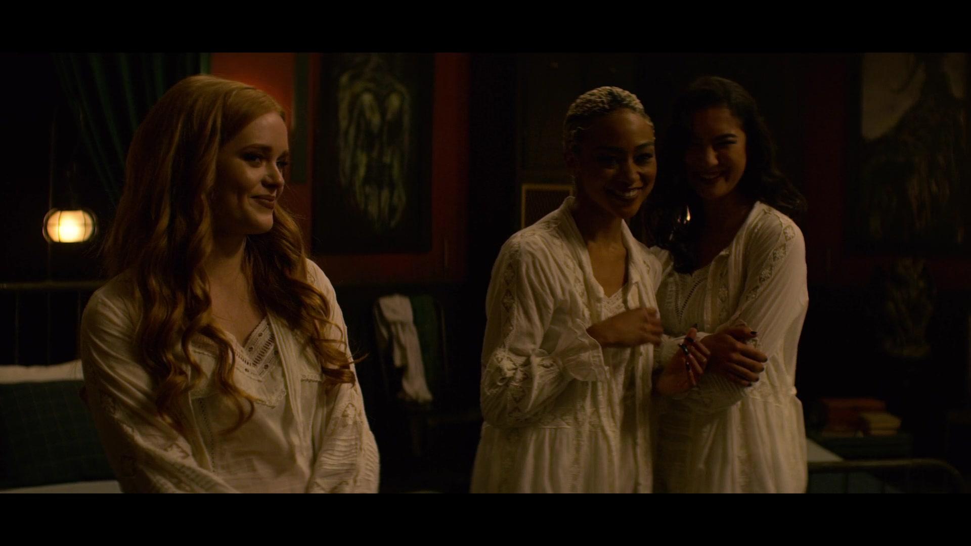 Chilling_Adventures_of_Sabrina_S01E04_1080p__2738.jpg