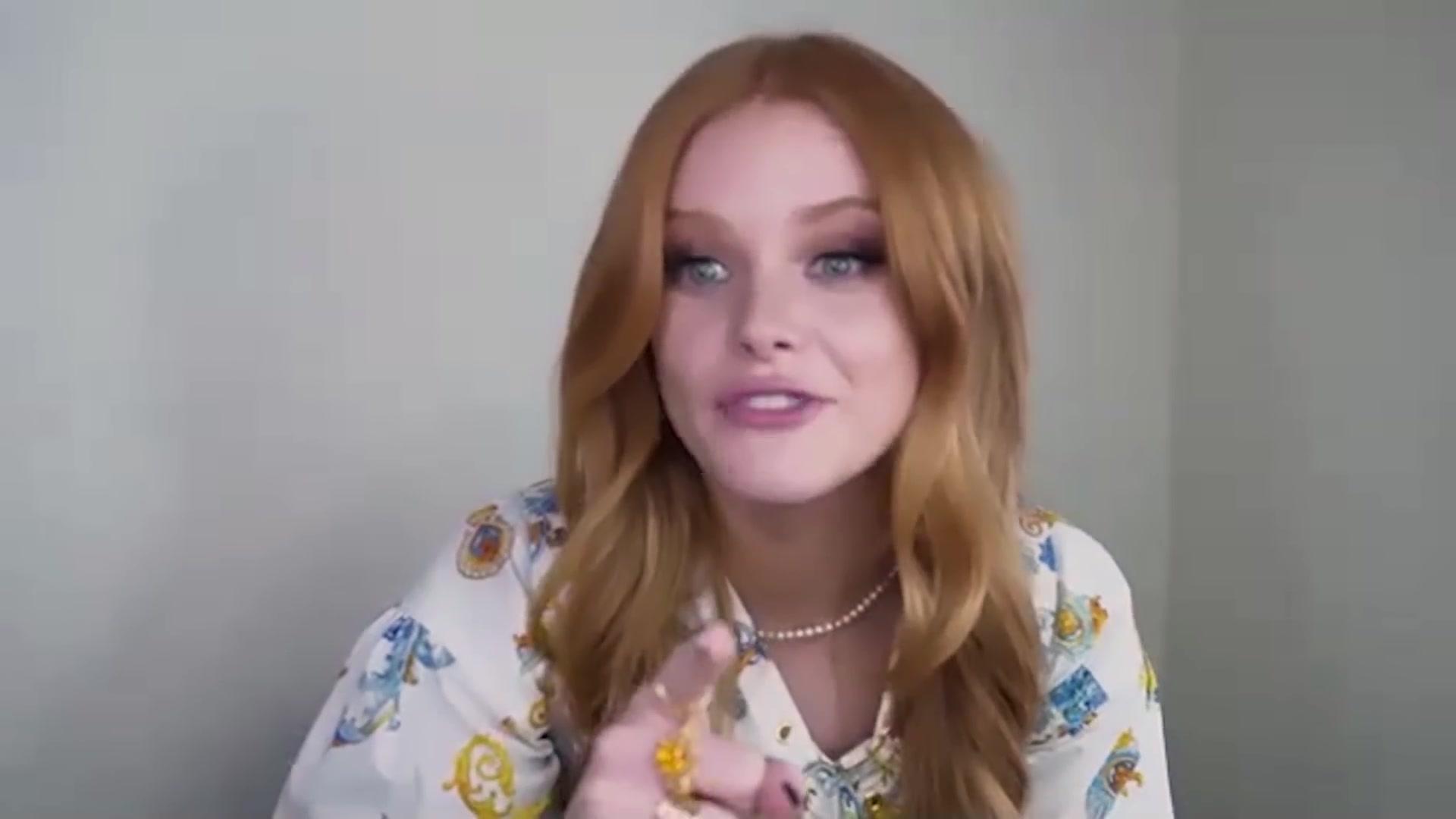 BadKissing_FateCastJuicyQuestionsFilming21_217.jpg