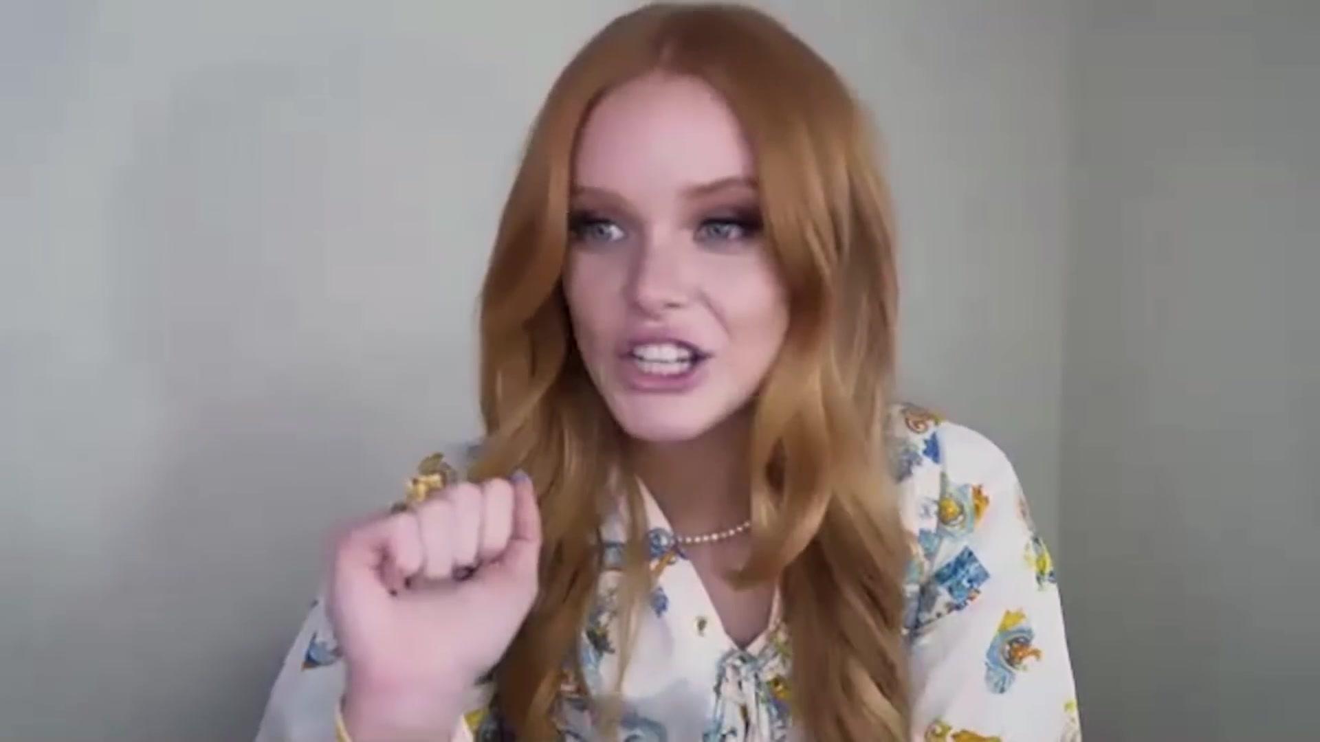 BadKissing_FateCastJuicyQuestionsFilming21_222.jpg