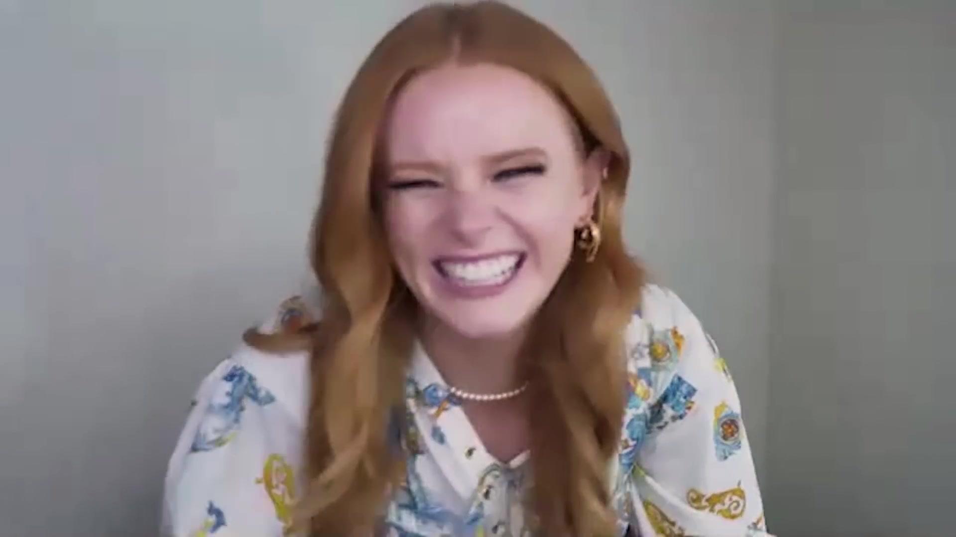 BadKissing_FateCastJuicyQuestionsFilming21_371.jpg