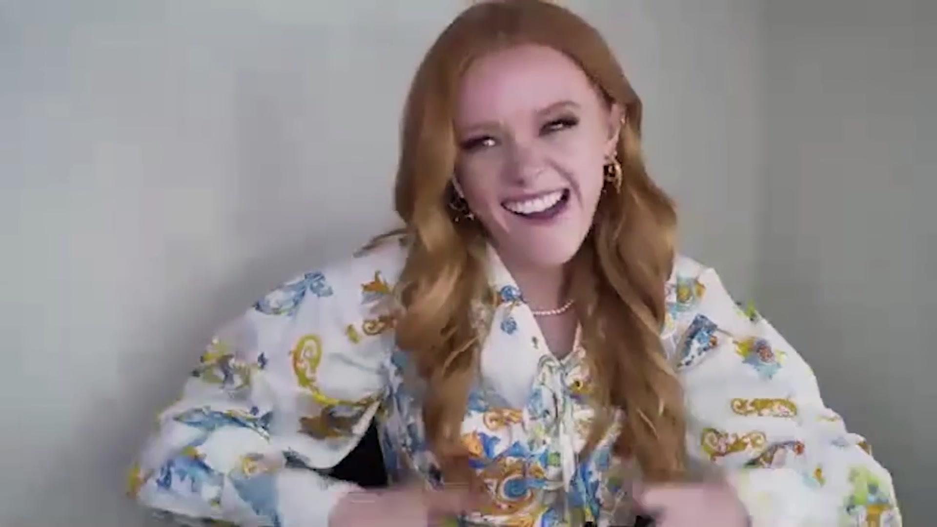 BadKissing_FateCastJuicyQuestionsFilming21_713.jpg