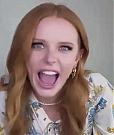 BadKissing_FateCastJuicyQuestionsFilming21_370.jpg