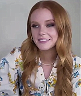 BadKissing_FateCastJuicyQuestionsFilming21_634.jpg