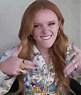 BadKissing_FateCastJuicyQuestionsFilming21_714.jpg
