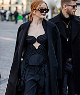 Outside_Stella_ParisFashionWeek_March2022_281129.jpg