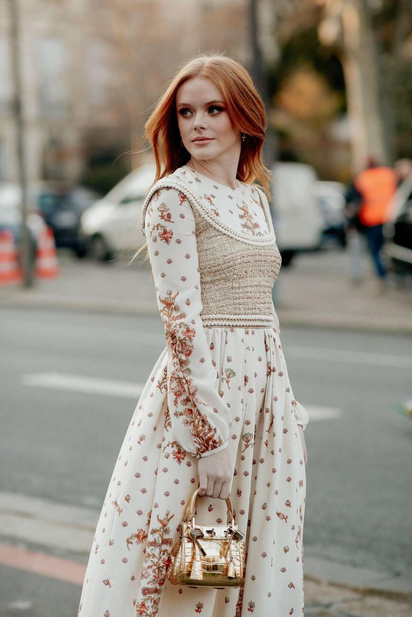 Arriving_GiambattistaValliFallWinter_March22_Alamy_28629.jpg