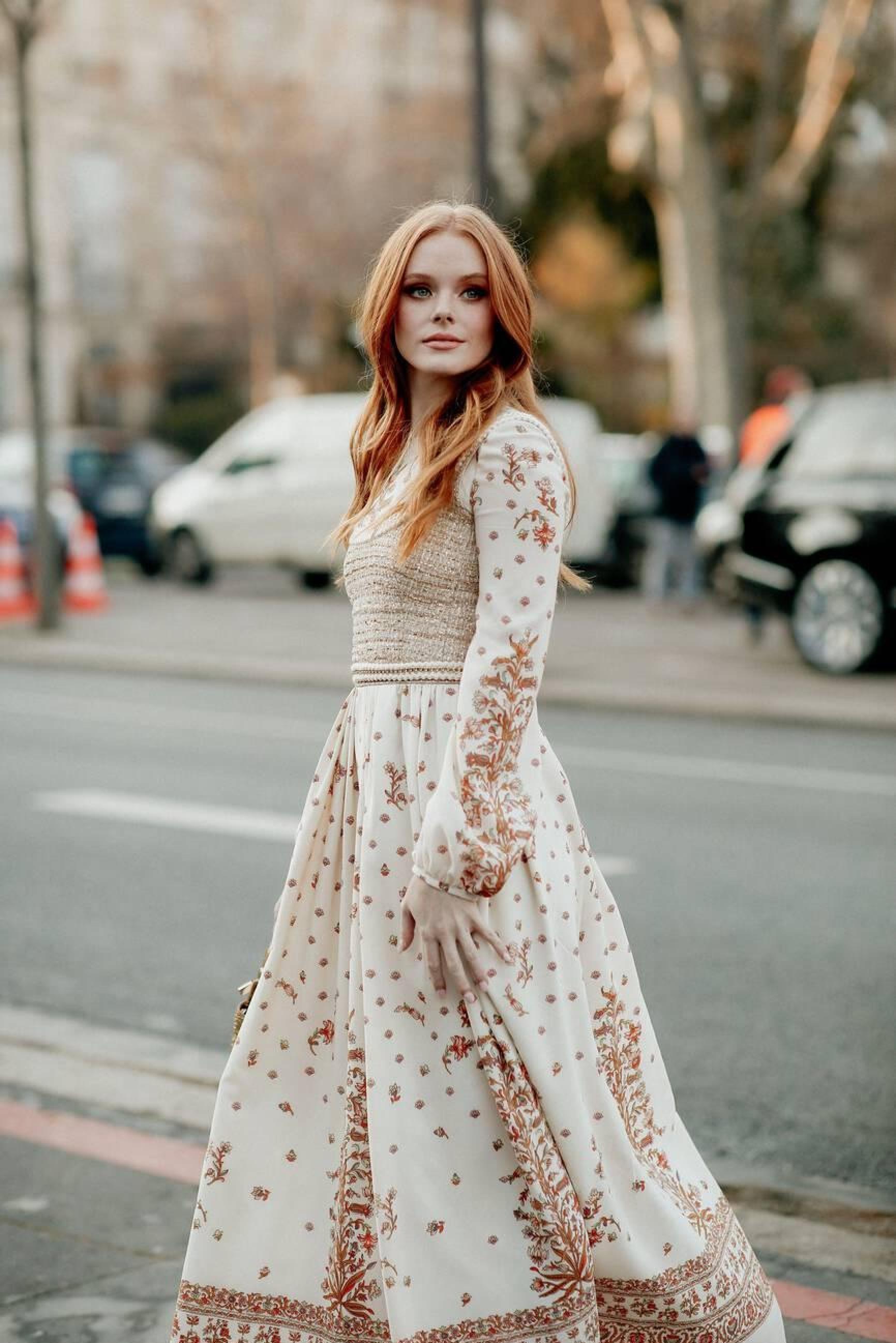 Arriving_GiambattistaValliFallWinter_March22_Alamy_28829.jpg