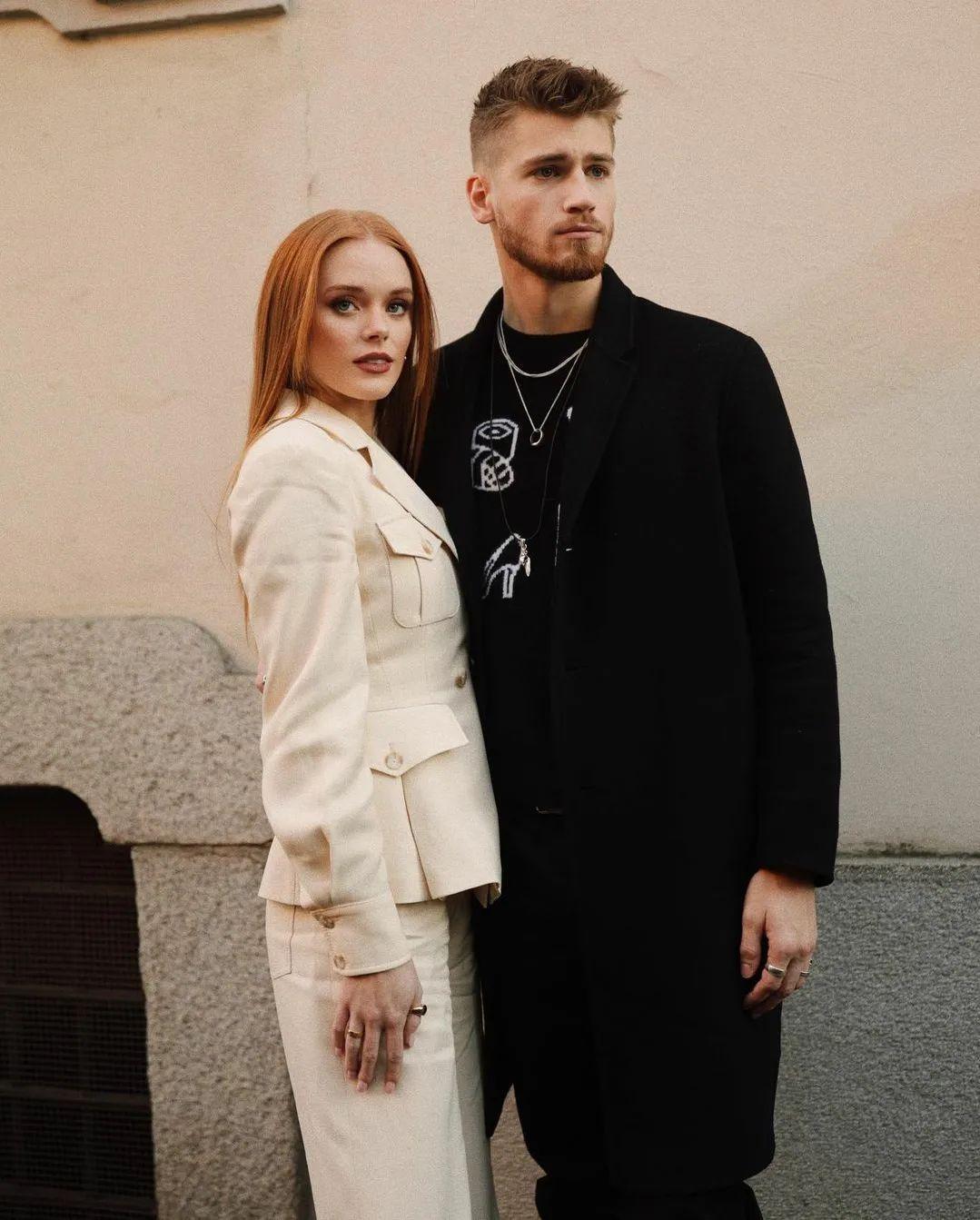 AlbertaFerretti_MilanFashionWeek_February2022_281129~0.jpg