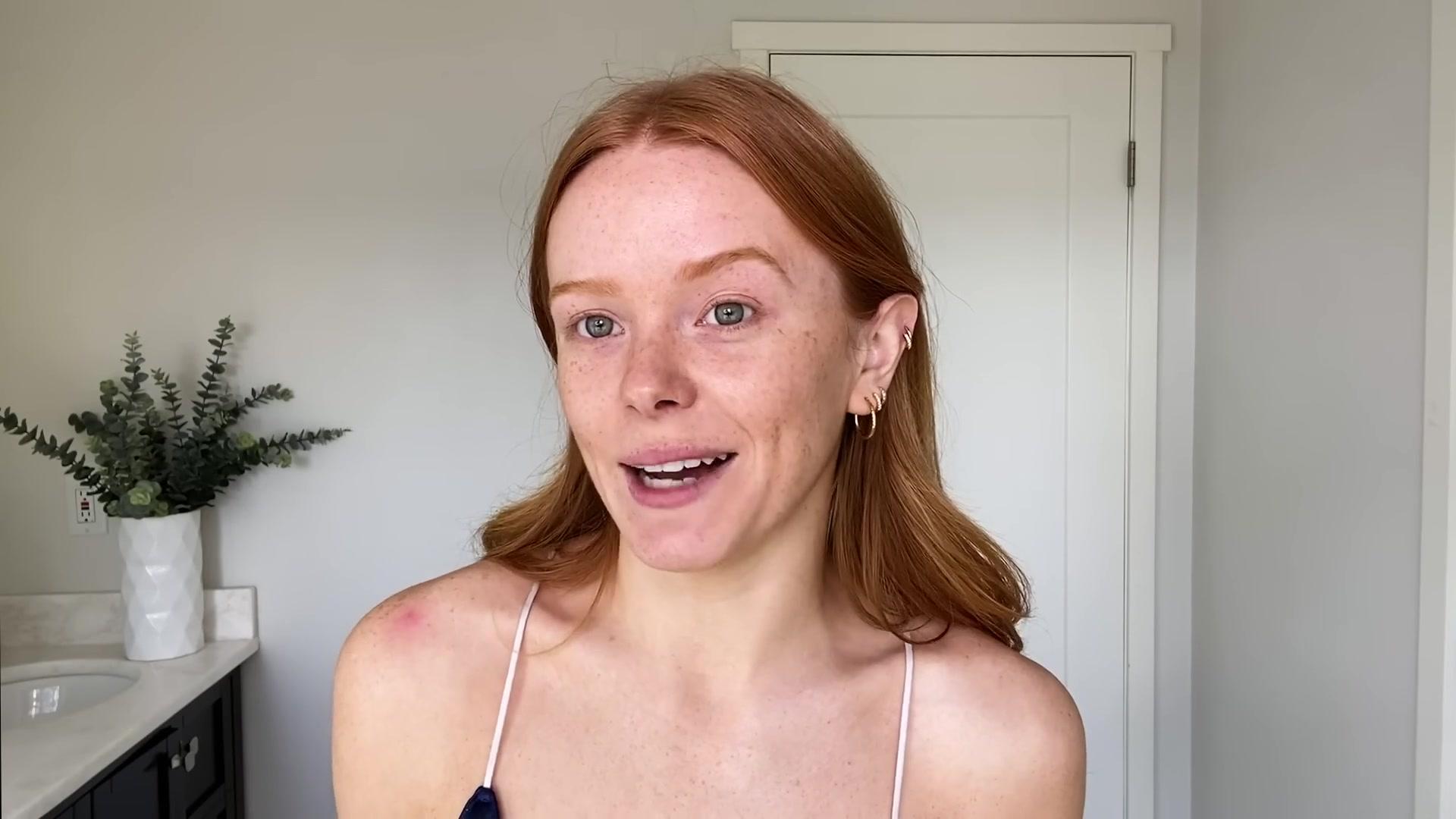 Abigail_EffortlessRedLipGuideRedHairedBeauty_Vogue21_0023.jpg Abigail_EffortlessRedLipGuideRedHairedBeauty_Vogue21_0023.jpg