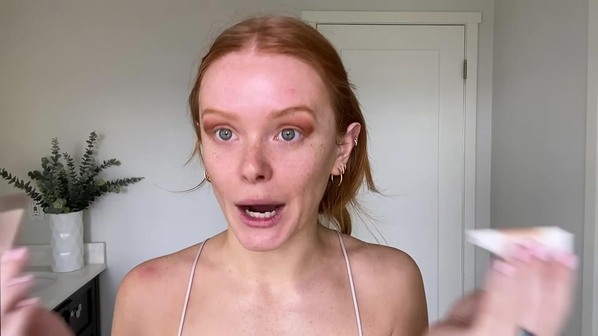 Abigail_EffortlessRedLipGuideRedHairedBeauty_Vogue21_0898.jpg