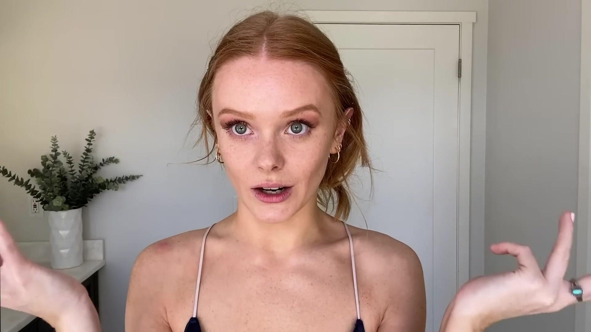 Abigail_EffortlessRedLipGuideRedHairedBeauty_Vogue21_1516.jpg