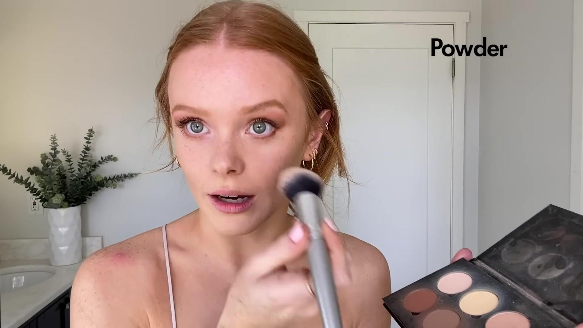 Abigail_EffortlessRedLipGuideRedHairedBeauty_Vogue21_1609.jpg