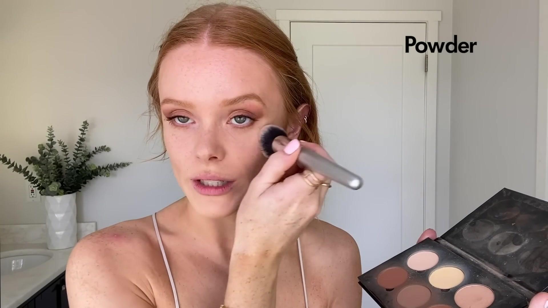 Abigail_EffortlessRedLipGuideRedHairedBeauty_Vogue21_1612.jpg