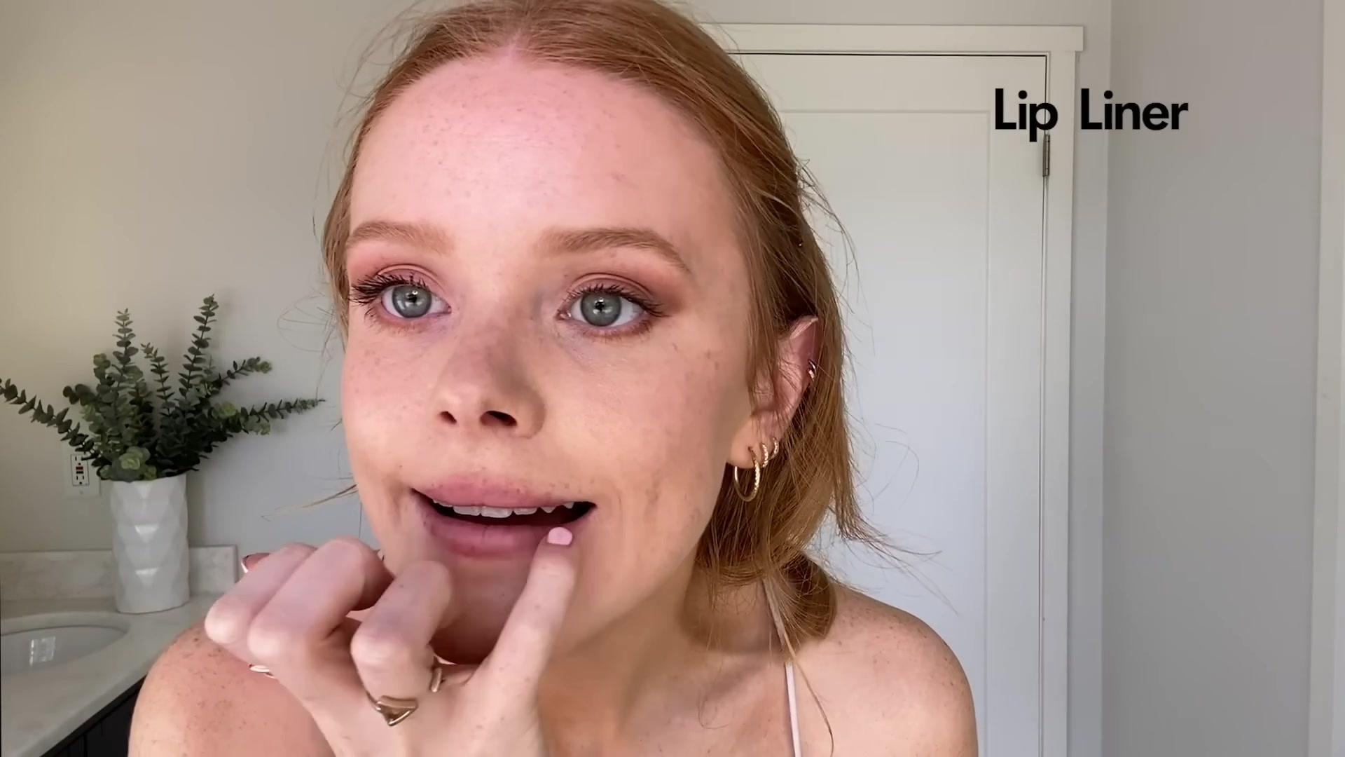 Abigail_EffortlessRedLipGuideRedHairedBeauty_Vogue21_1910.jpg Abigail_EffortlessRedLipGuideRedHairedBeauty_Vogue21_1910.jpg