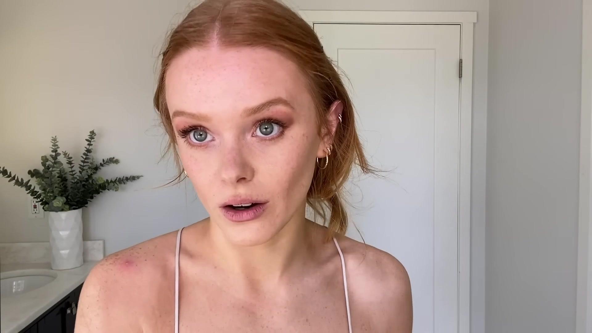 Abigail_EffortlessRedLipGuideRedHairedBeauty_Vogue21_1915.jpg