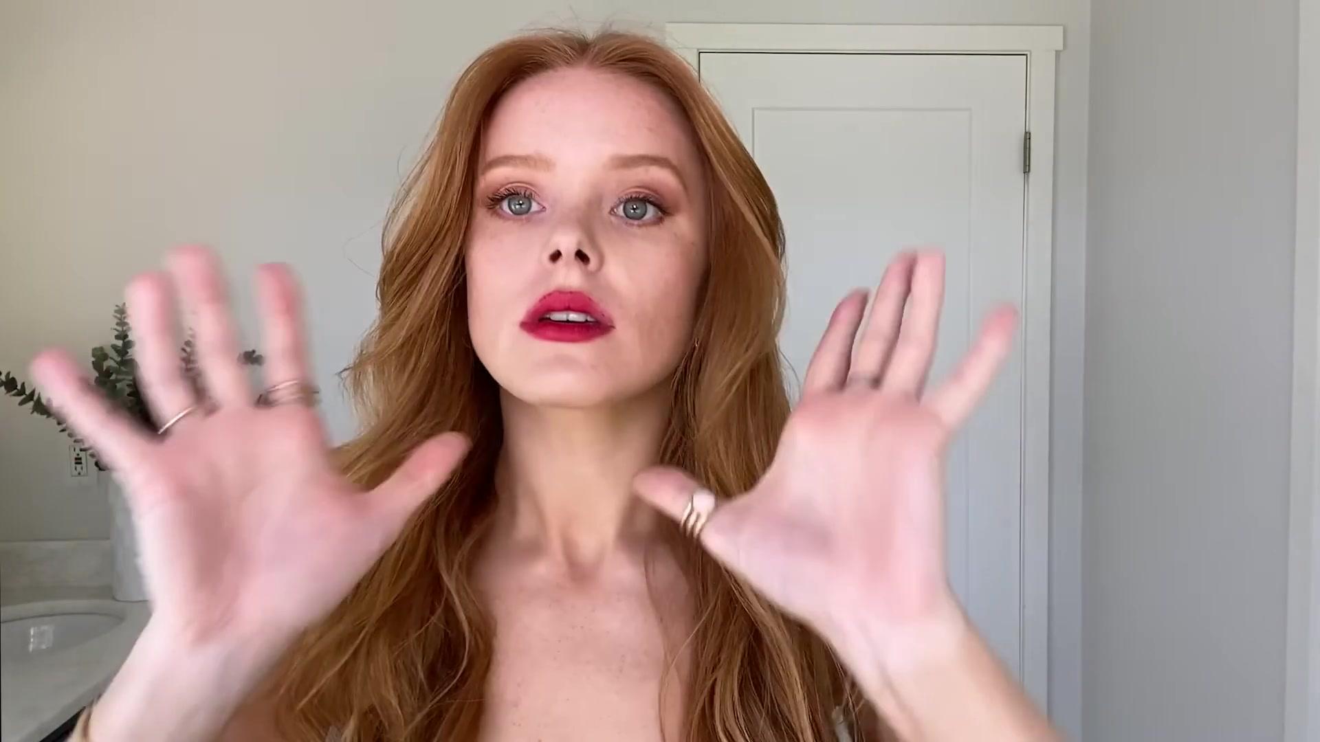 Abigail_EffortlessRedLipGuideRedHairedBeauty_Vogue21_2063.jpg
