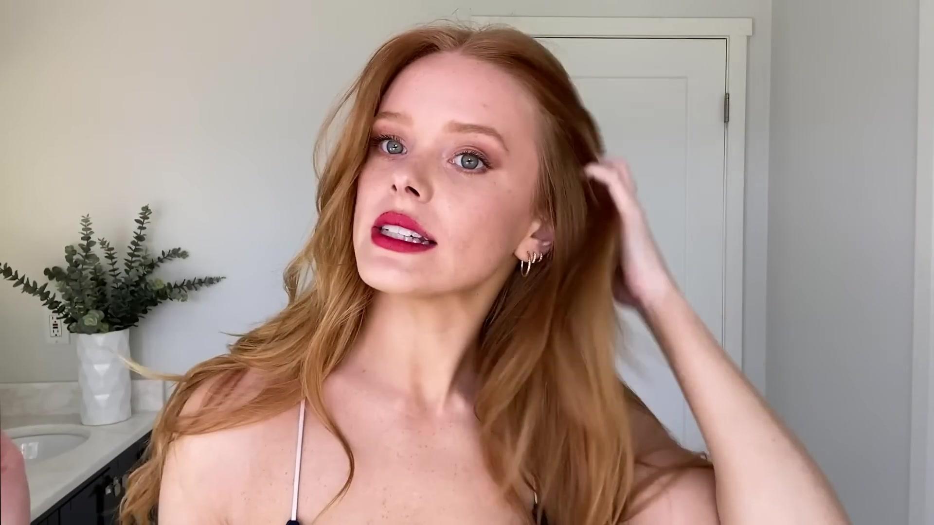 Abigail_EffortlessRedLipGuideRedHairedBeauty_Vogue21_2080.jpg