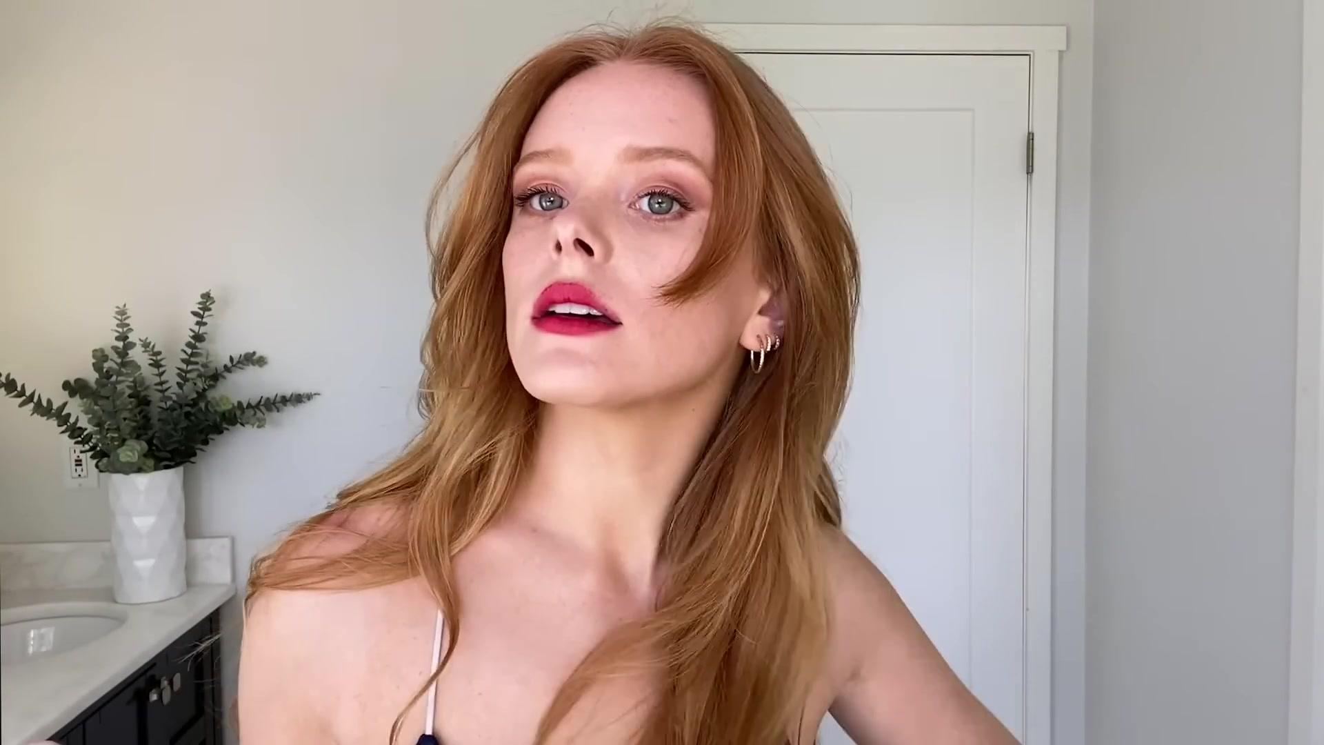 Abigail_EffortlessRedLipGuideRedHairedBeauty_Vogue21_2082.jpg