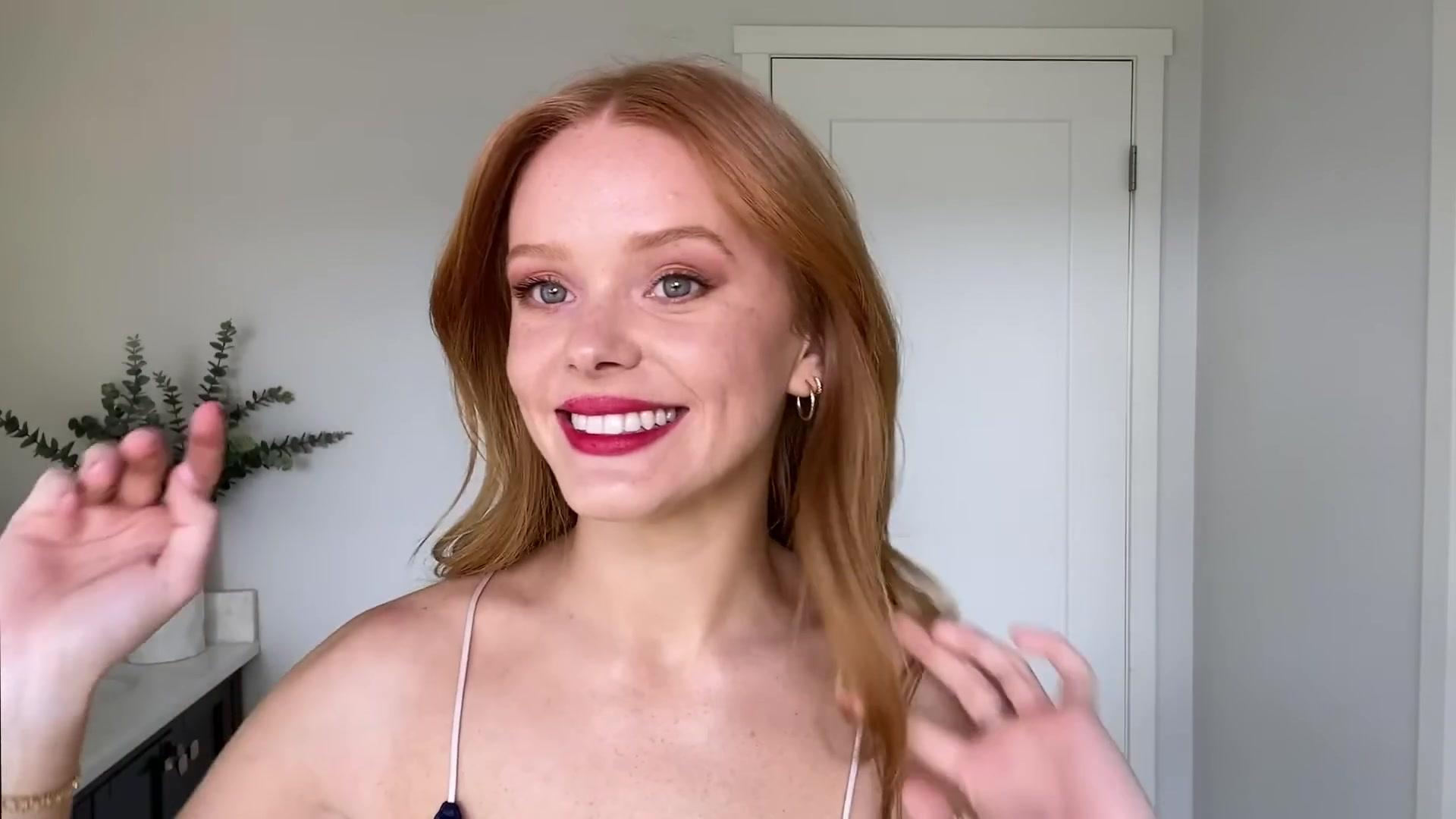 Abigail_EffortlessRedLipGuideRedHairedBeauty_Vogue21_2127.jpg